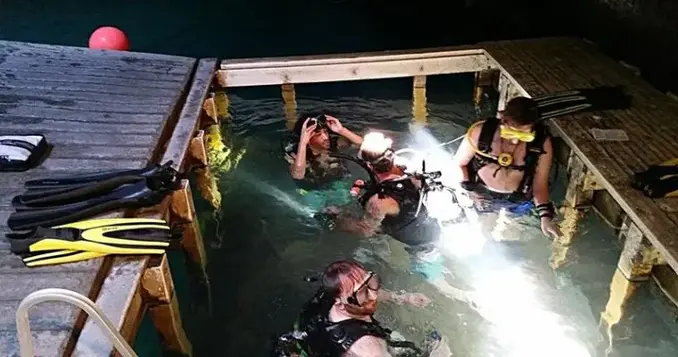 crater dive